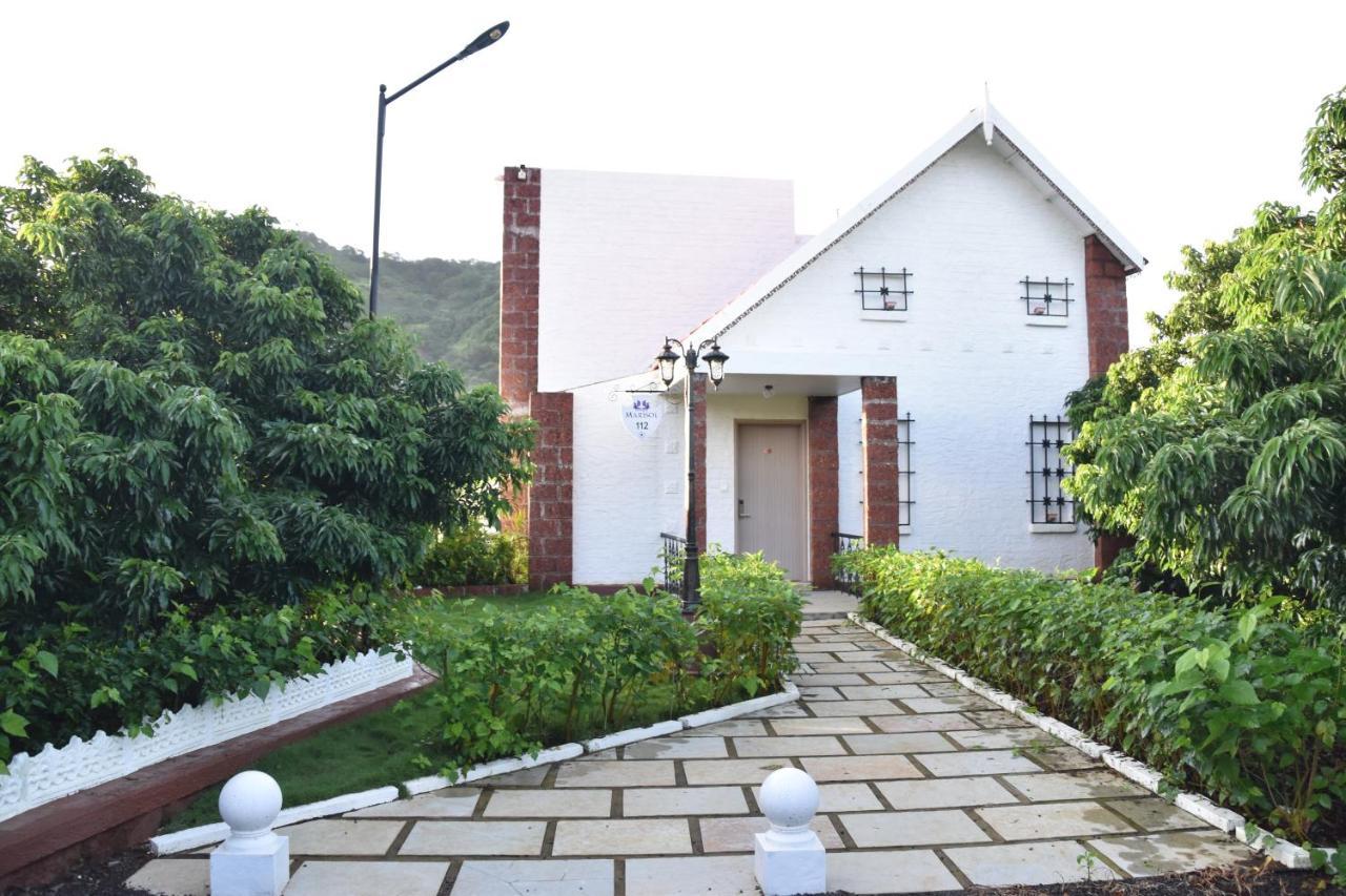 Nostravila Lonavla Exterior foto