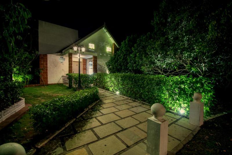 Nostravila Lonavla Exterior foto