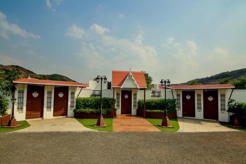 Nostravila Lonavla Exterior foto