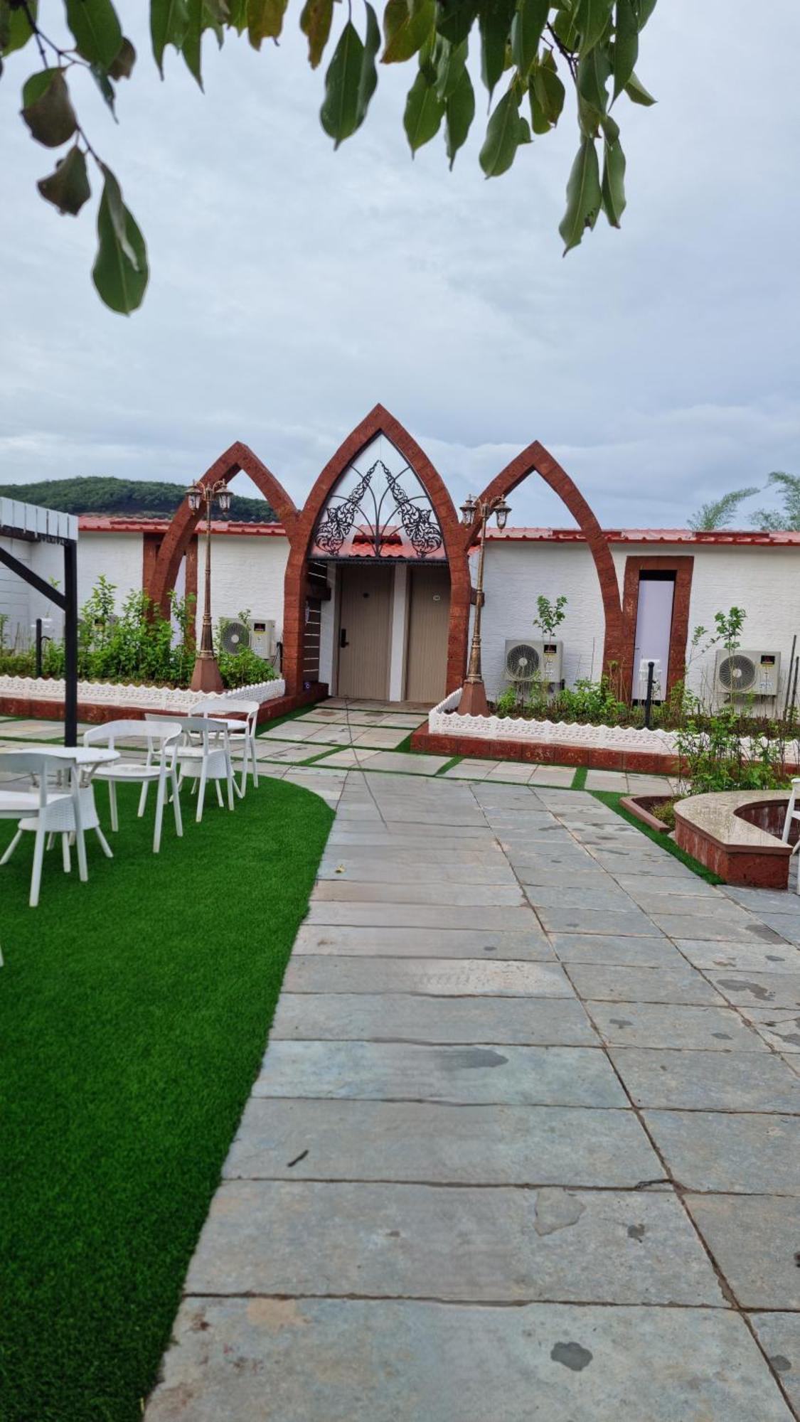 Nostravila Lonavla Exterior foto